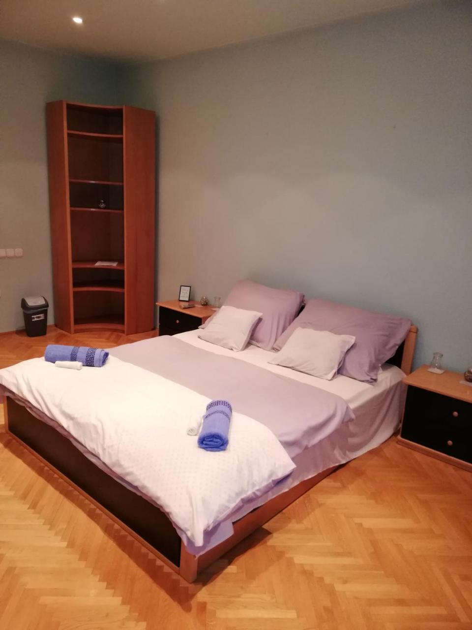 Pero Panzio Bed & Breakfast Debrecen Exterior photo